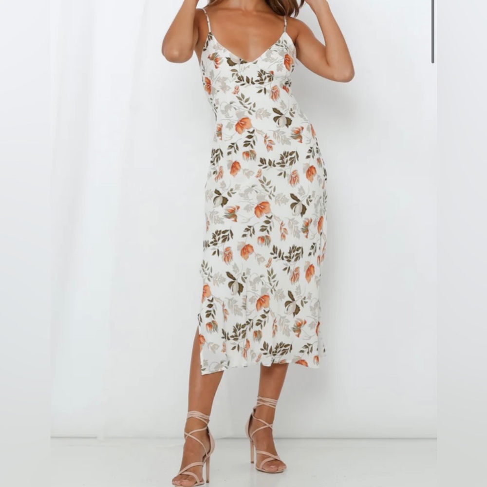 Hello Molly White Floral Midi Dress (NWT)